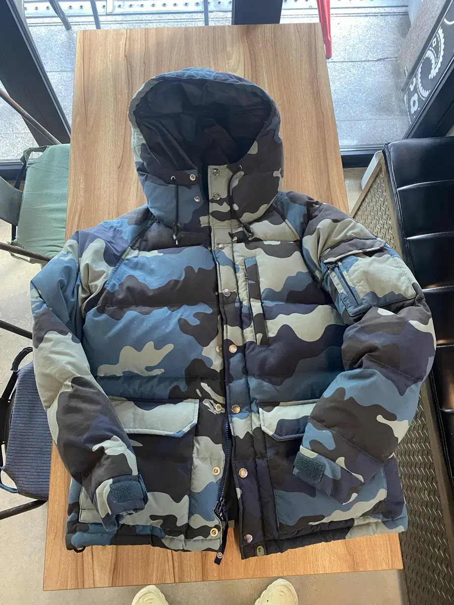 베이프 bape 신세계 패딩